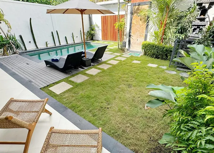 Niu Center - Fattylion Villa